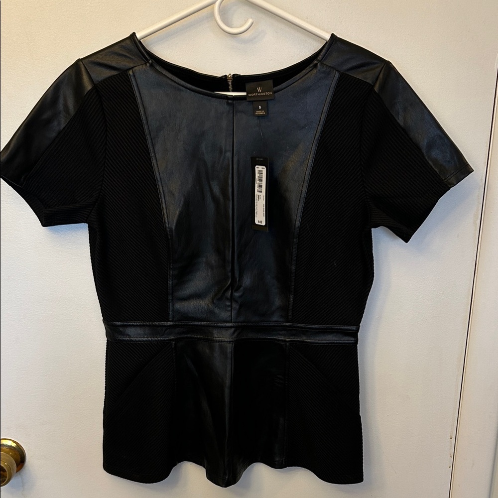 Worthington Women’s Top Black Leather Look Size Small NWT